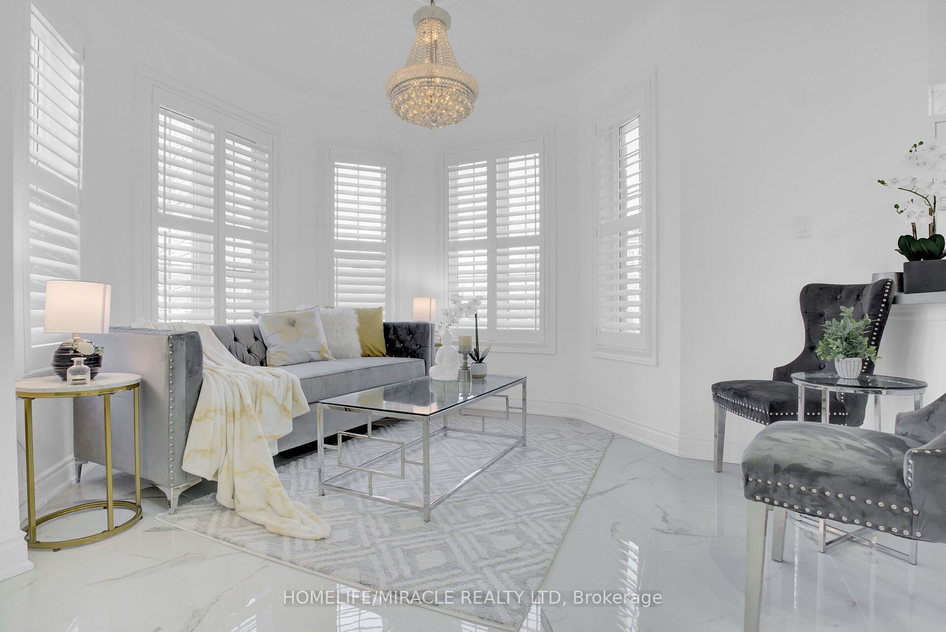 2 Tobermory Cres Property Photo 11