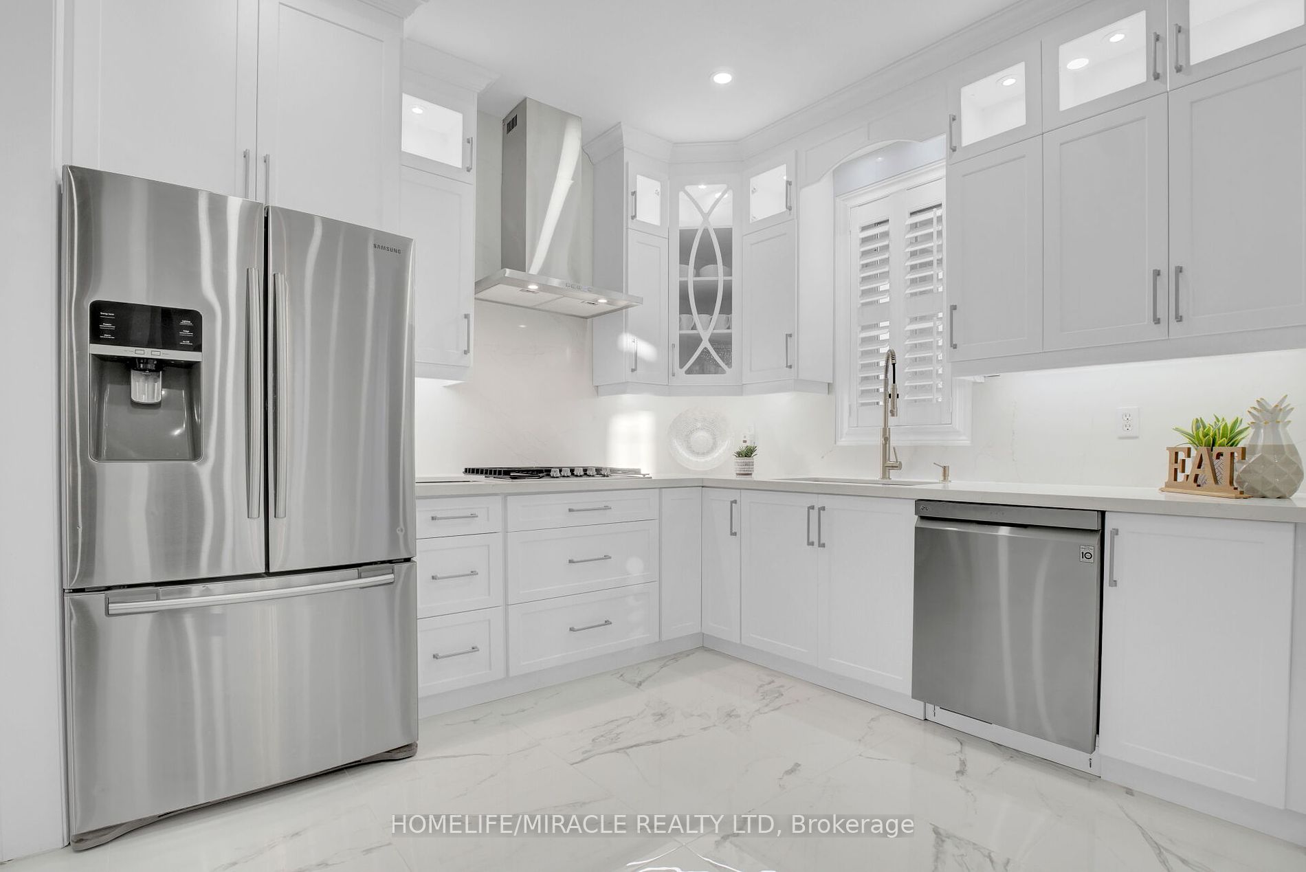2 Tobermory Cres Property Photo 16