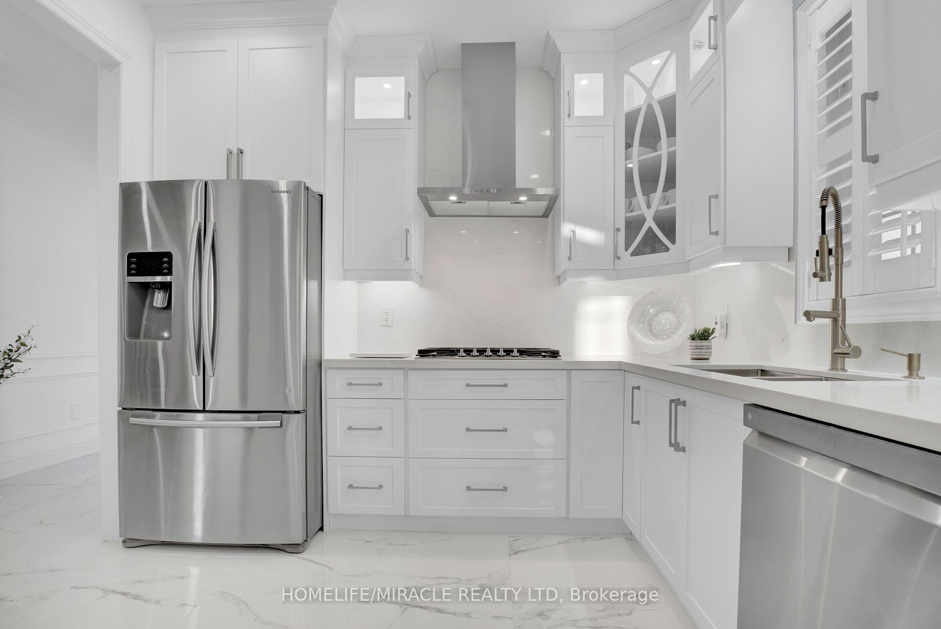 2 Tobermory Cres Property Photo 17