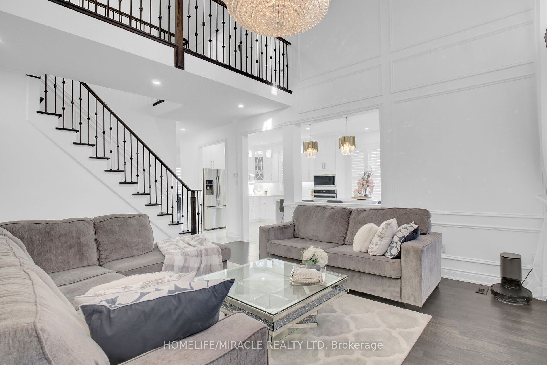 2 Tobermory Cres Property Photo 22