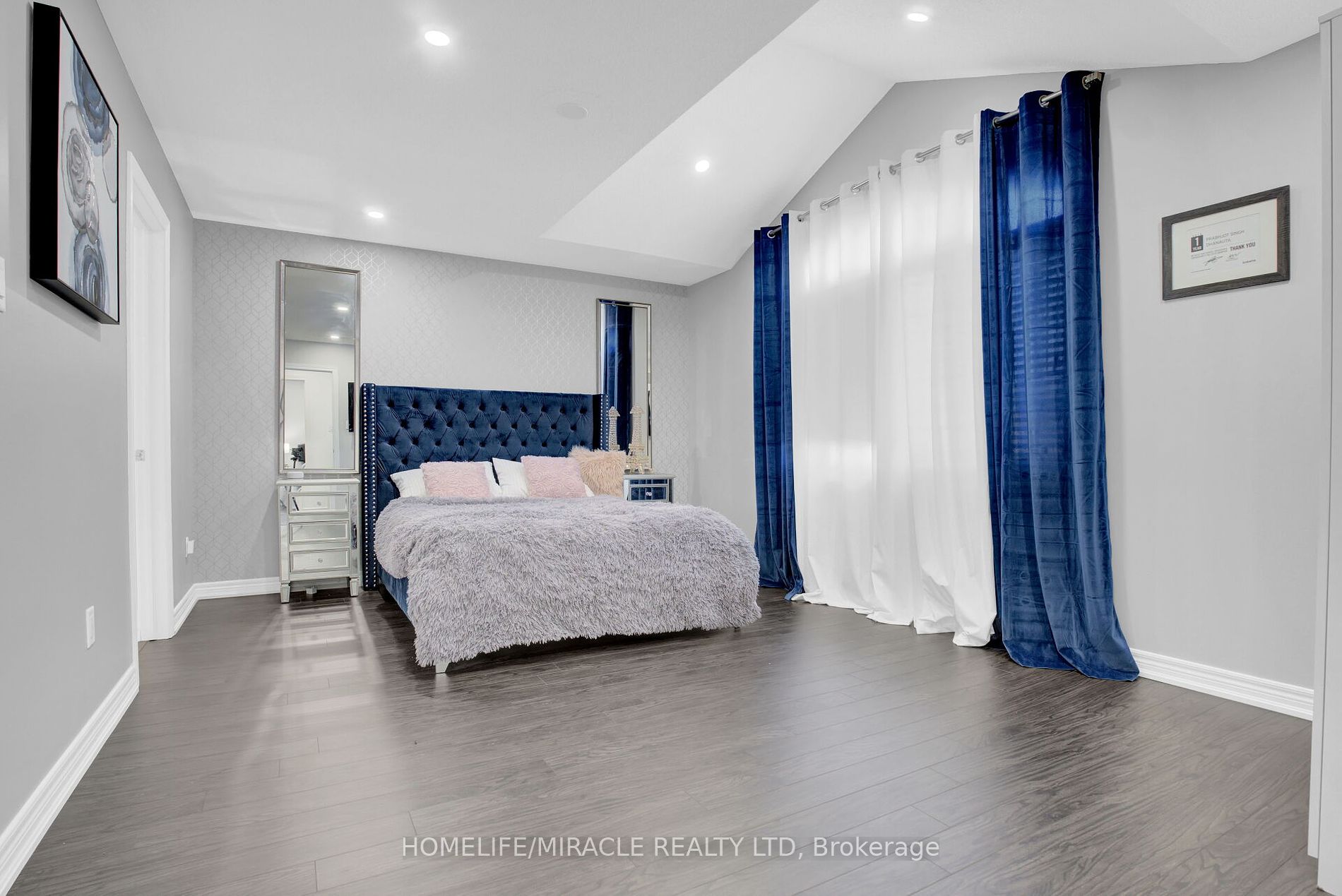2 Tobermory Cres Property Photo 31