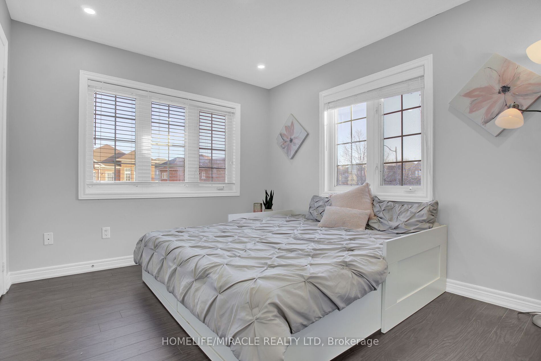 2 Tobermory Cres Property Photo 35