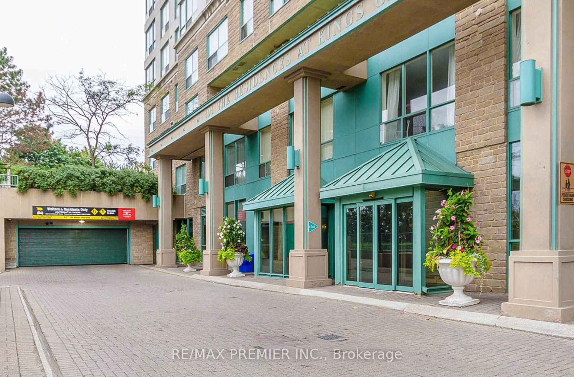 101 Subway Cres 9 Property Photo 1