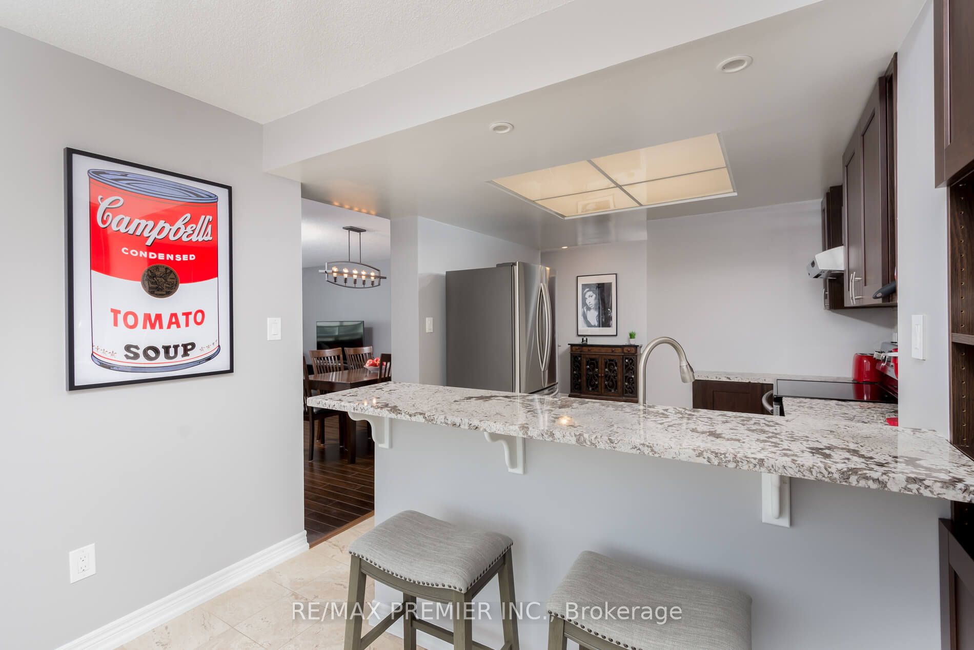 101 Subway Cres 9 Property Photo 10