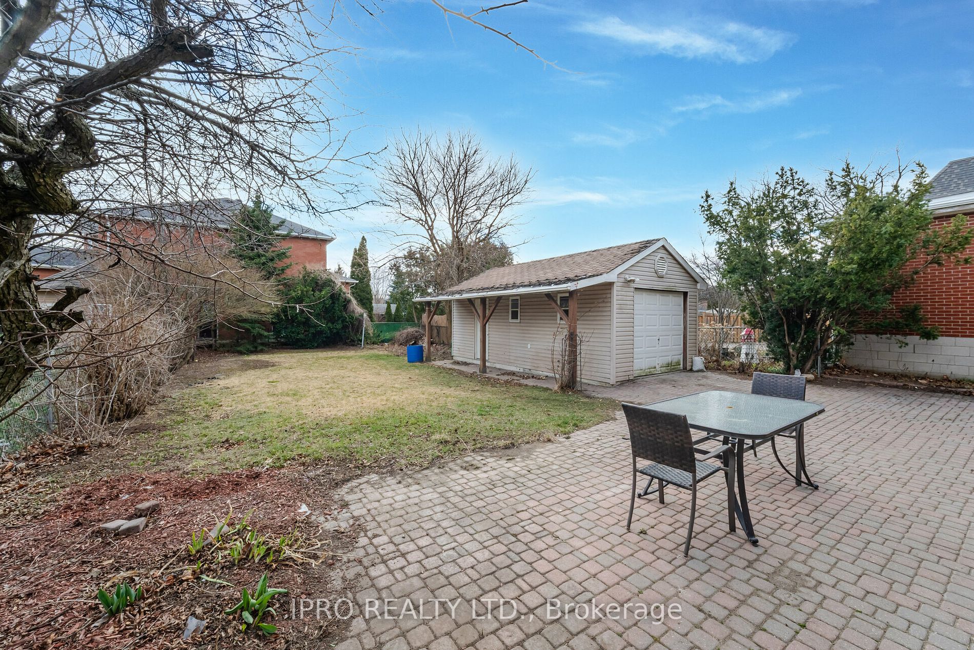 409 Valermo Dr Property Photo 33
