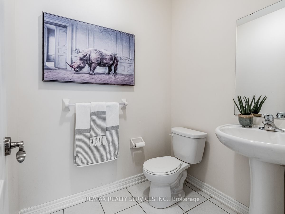 72 Ebury Dr Property Photo 6