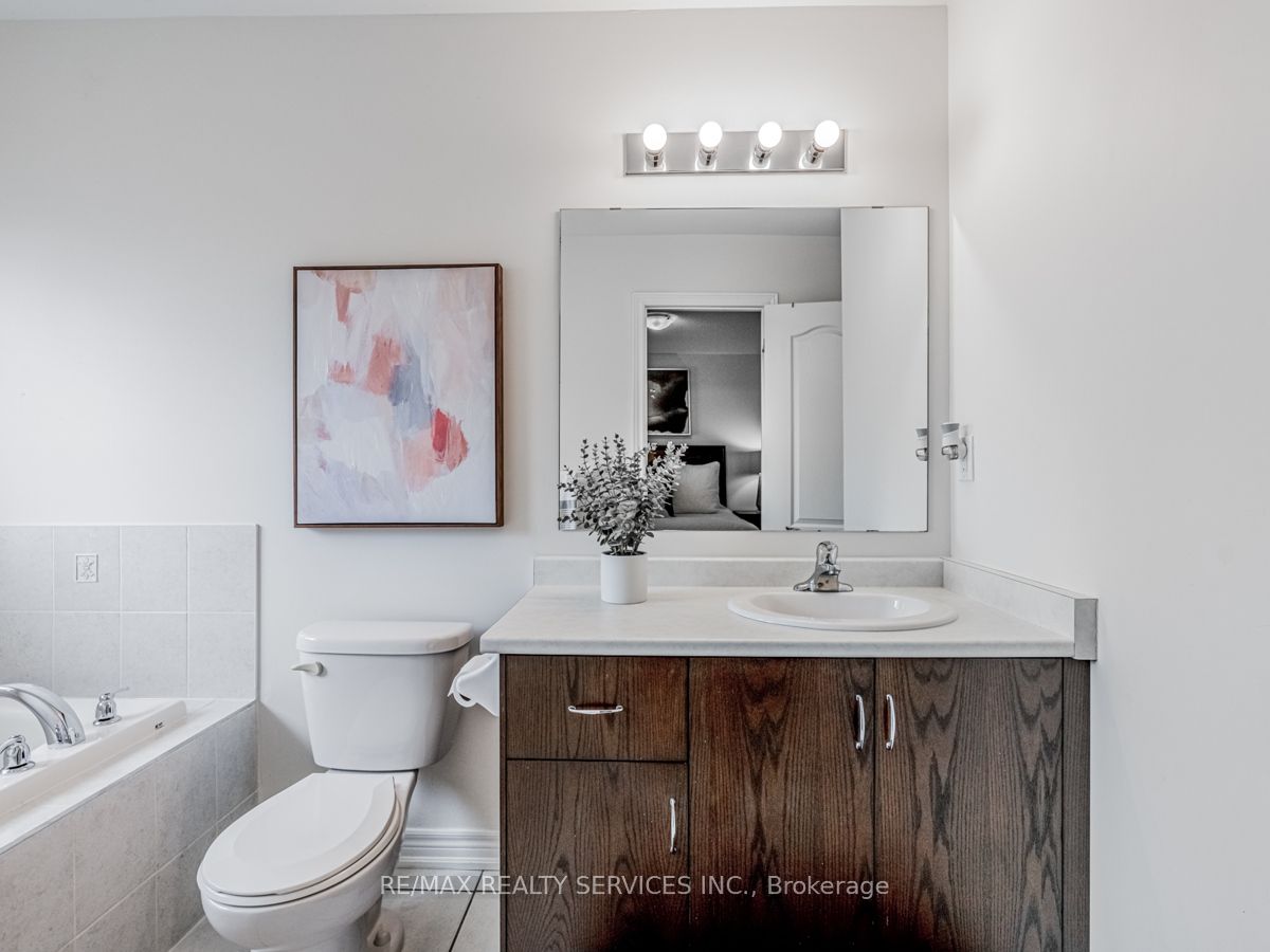 72 Ebury Dr Property Photo 31