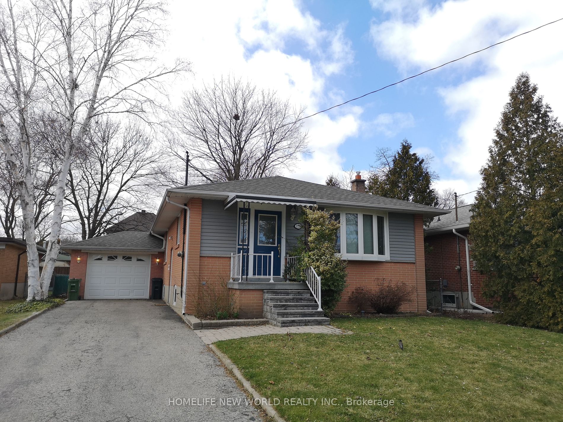 158 Wincott Dr Property Photo