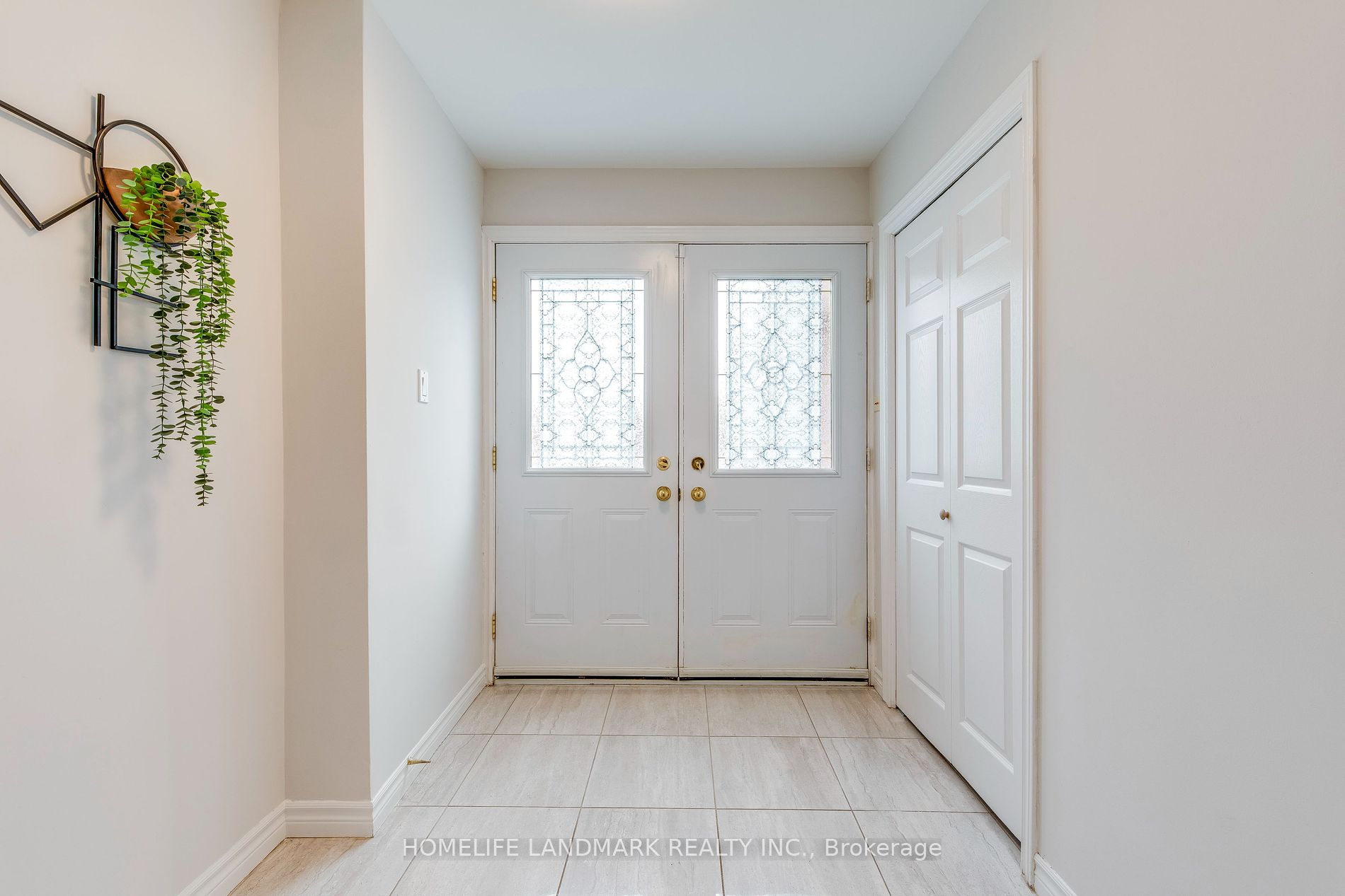 1141 Pilgrims Way Property Photo 2