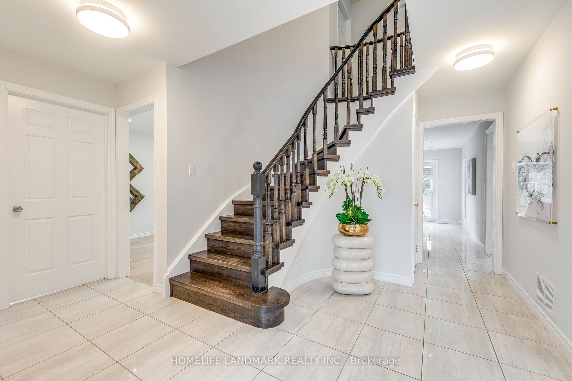 1141 Pilgrims Way Property Photo 3