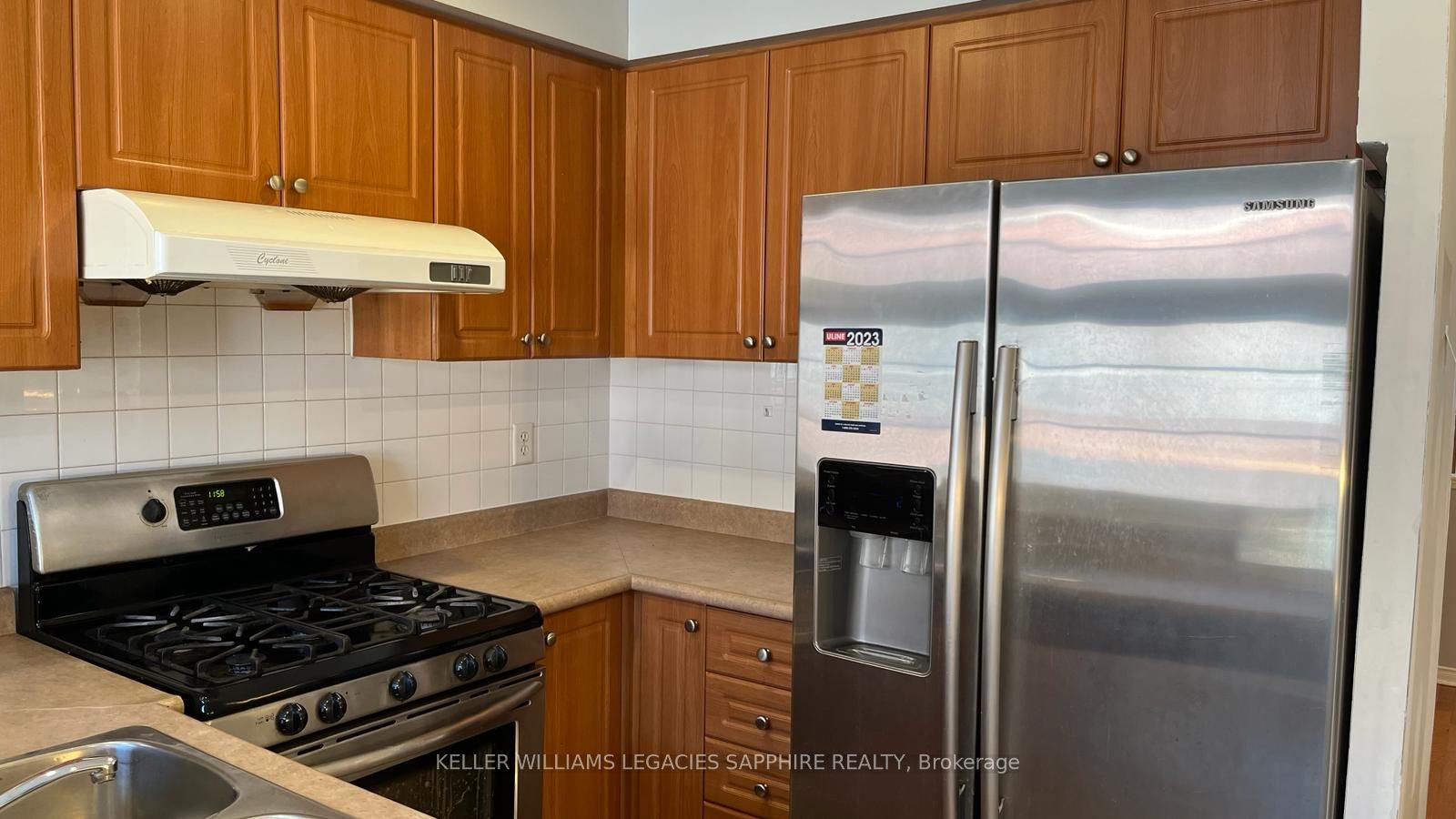 3255 Redpath Circ Property Photo 7