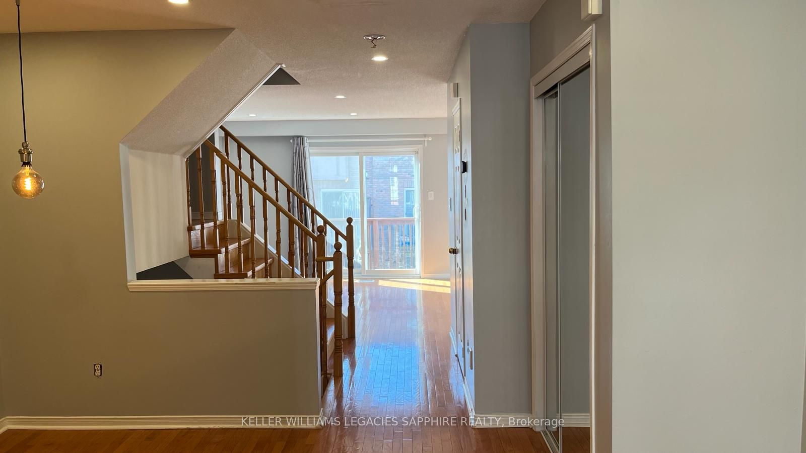 3255 Redpath Circ Property Photo 8