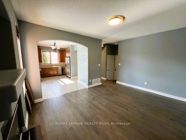 861 Luxton Dr Property Photo 7