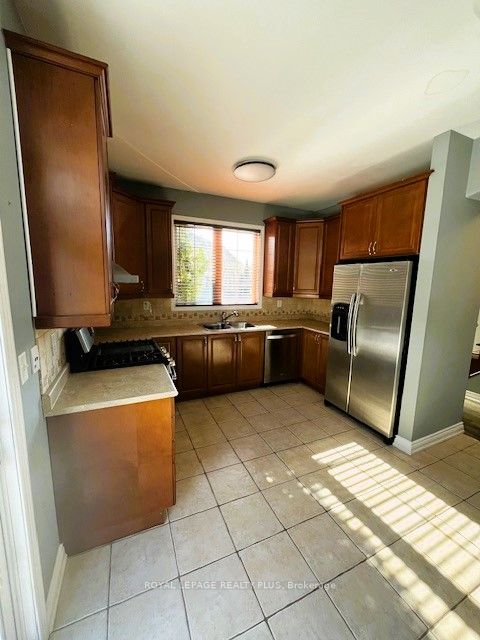 861 Luxton Dr Property Photo 9