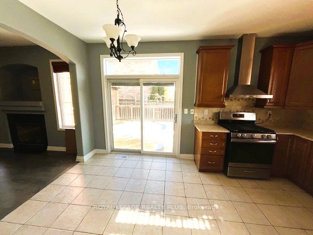 861 Luxton Dr Property Photo 10
