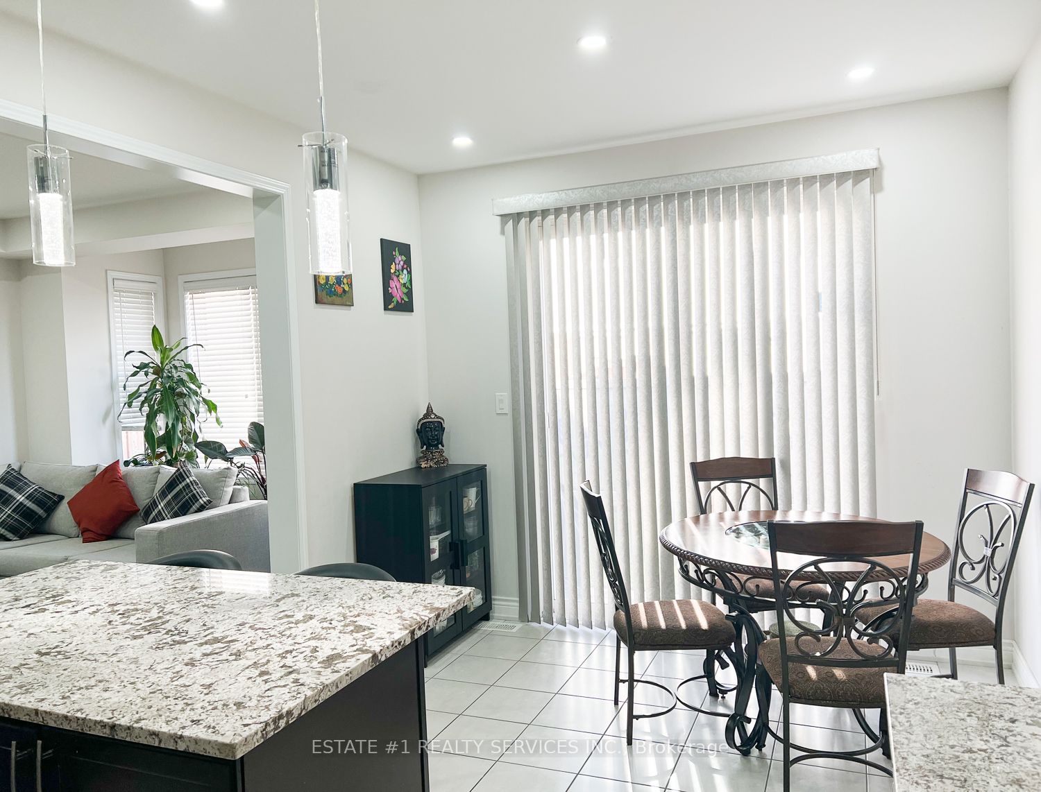 11 Robert Parkinson Dr Property Photo 10