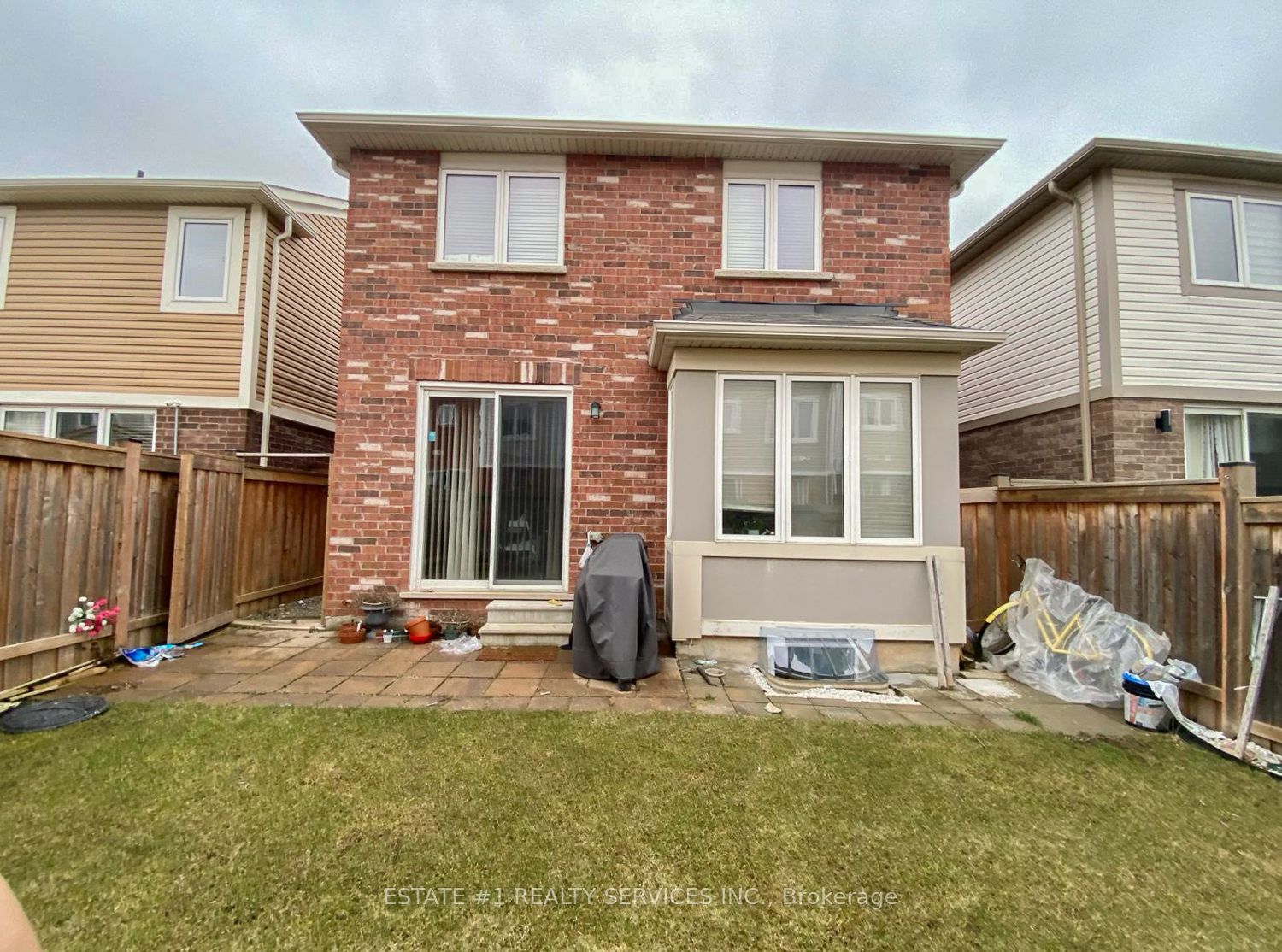11 Robert Parkinson Dr Property Photo 25