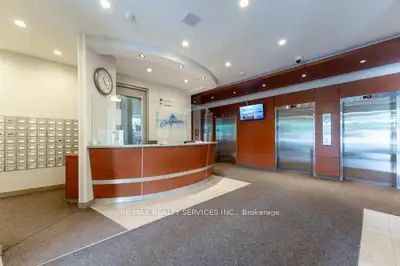 50 Kingsbridge Garden Circ 11 Property Photo 3