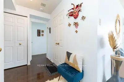50 Kingsbridge Garden Circ 11 Property Photo 5