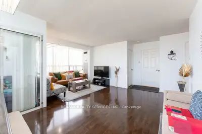 50 Kingsbridge Garden Circ 11 Property Photo 9