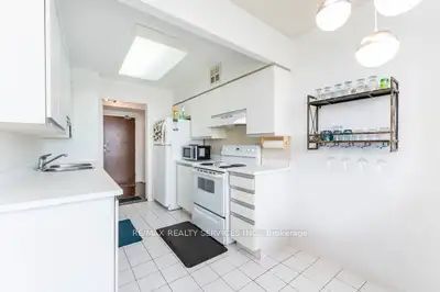 50 Kingsbridge Garden Circ 11 Property Photo 12
