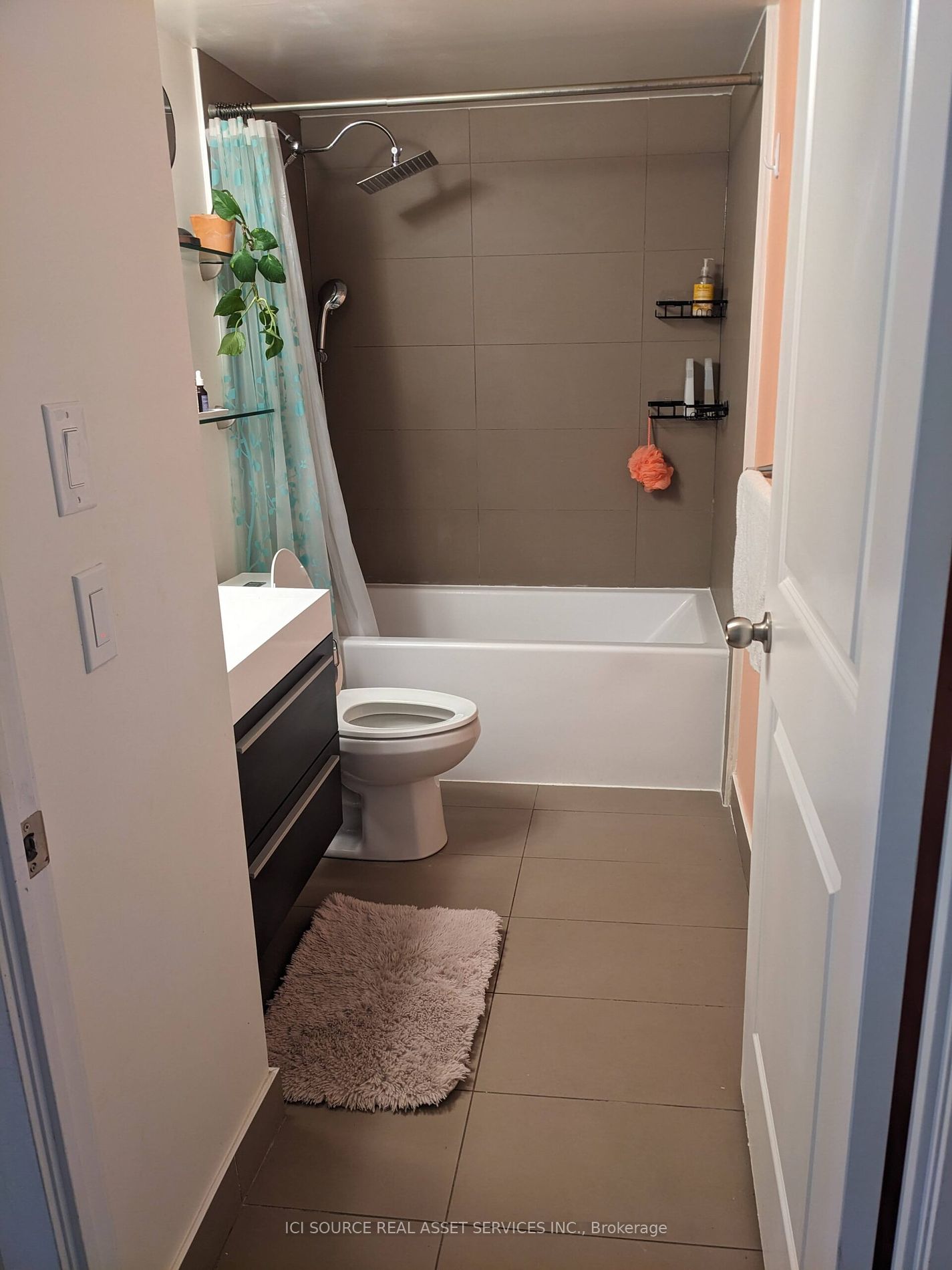 8 Fieldway Rd 7 Property Photo 11