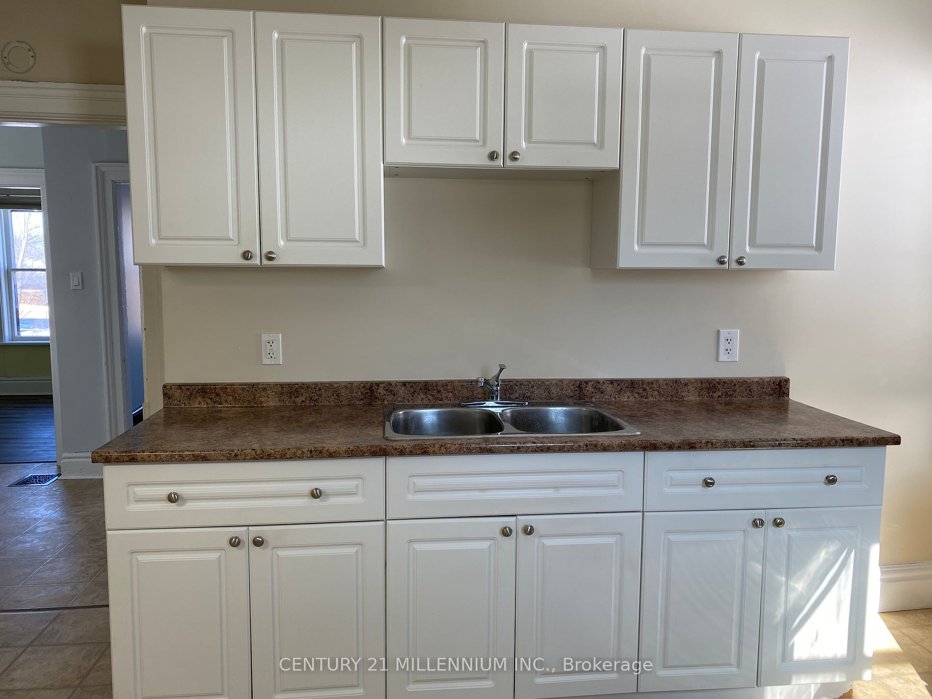 234 Broadway Way Property Photo 4
