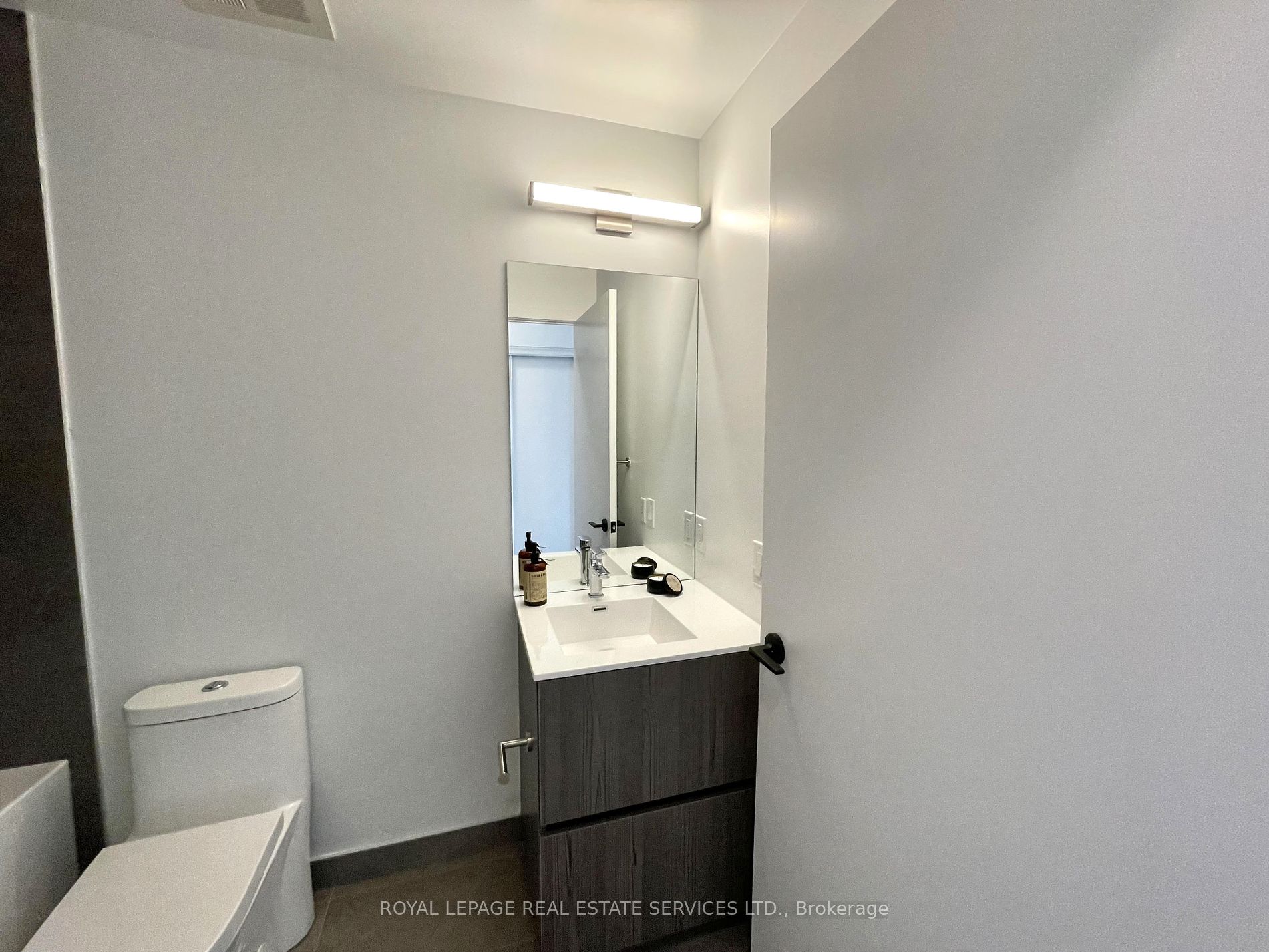 220 Missinnihe Way 14 Property Photo 3