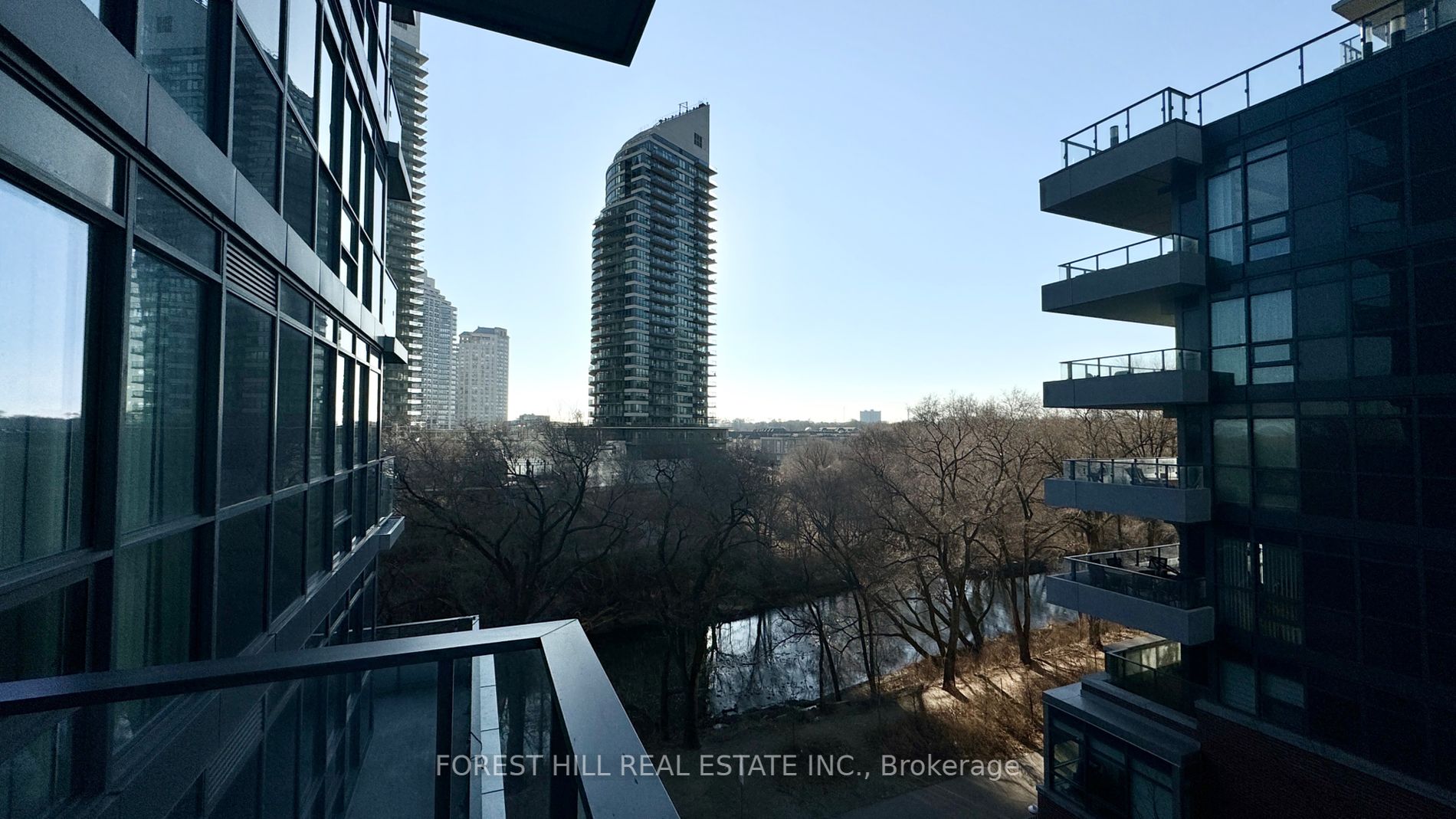 2212 Lake Shore Blvd W 607 Property Photo 10