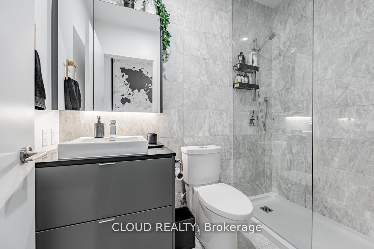 7 Smith Cres 03 Property Photo 11