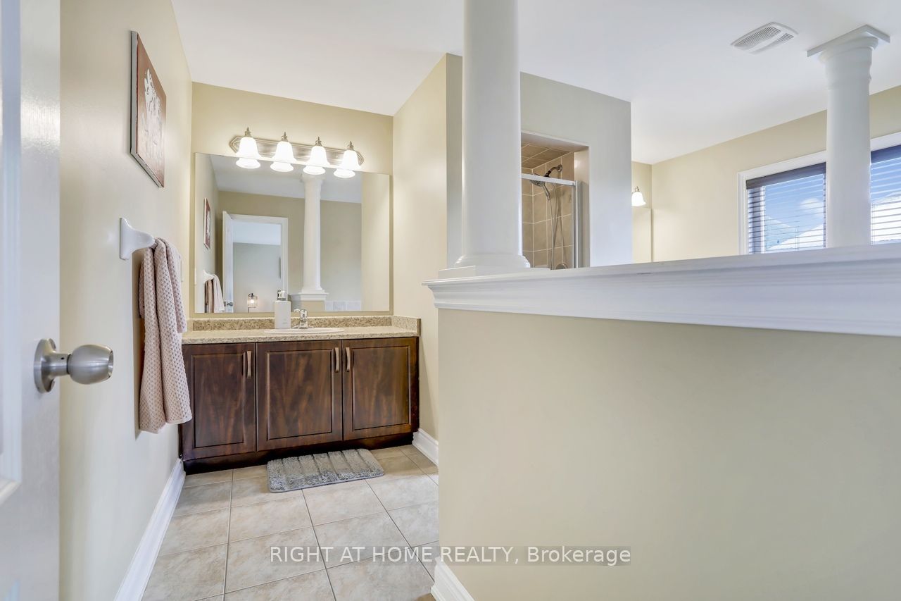 3 Mediterranean Cres Property Photo 29