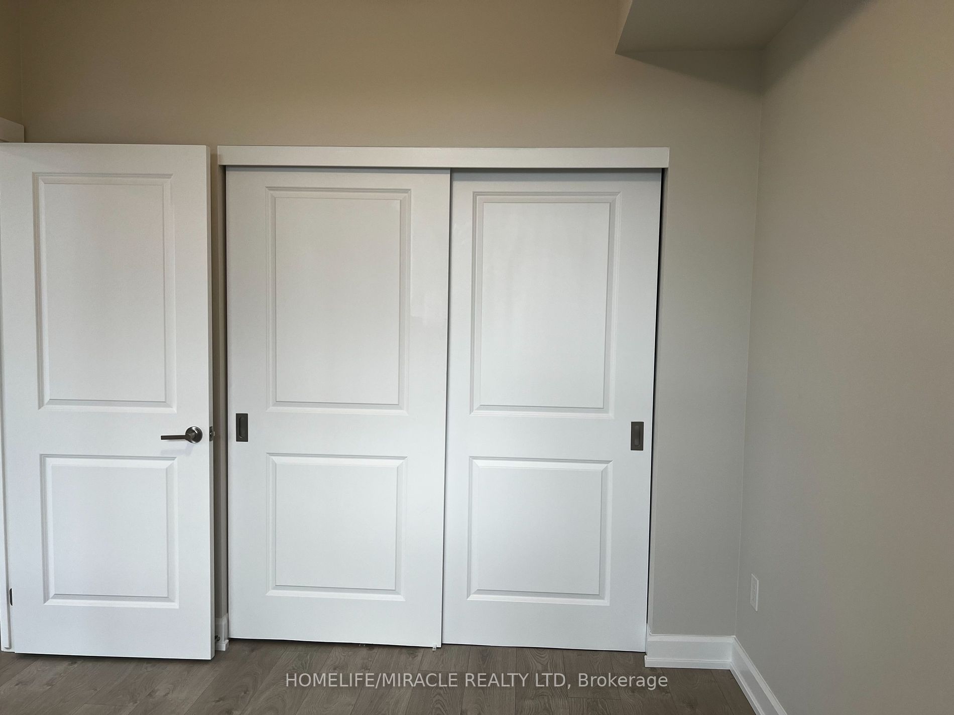 3220 William Coltson Ave 22 Property Photo 15
