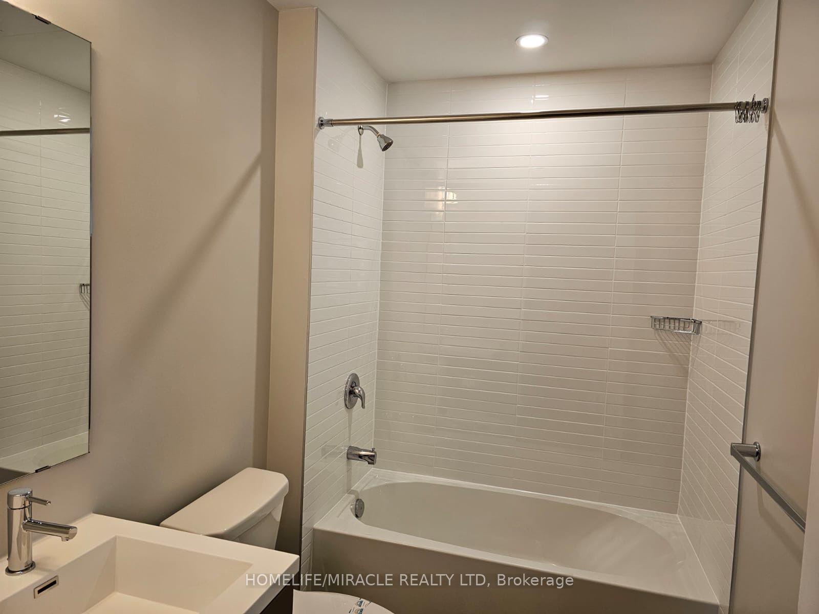 3220 William Coltson Ave 22 Property Photo 18