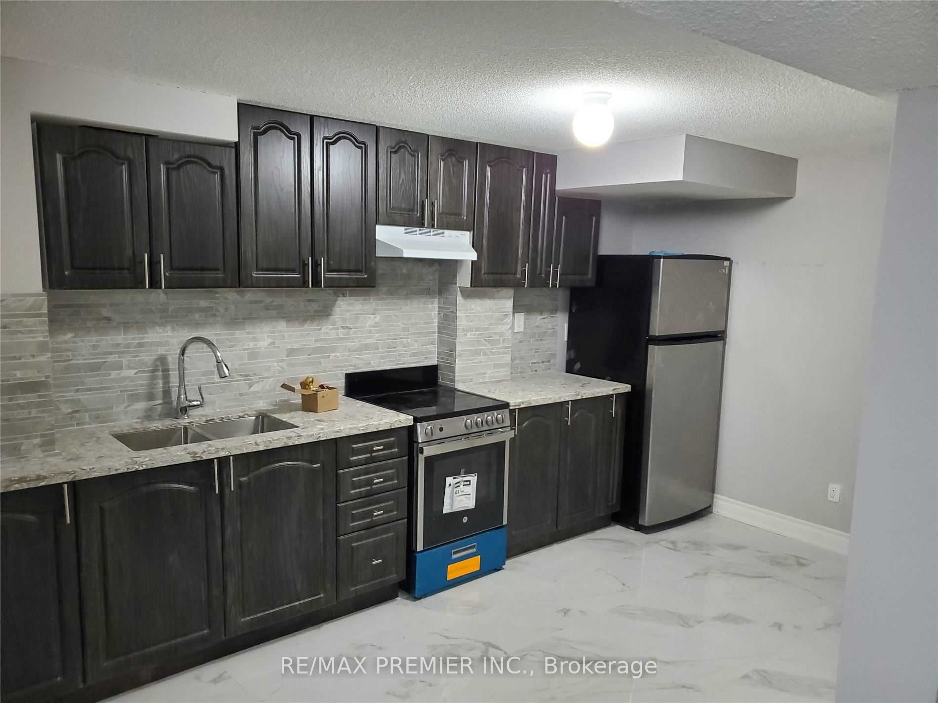 33 Flurry Circ Property Photo 3