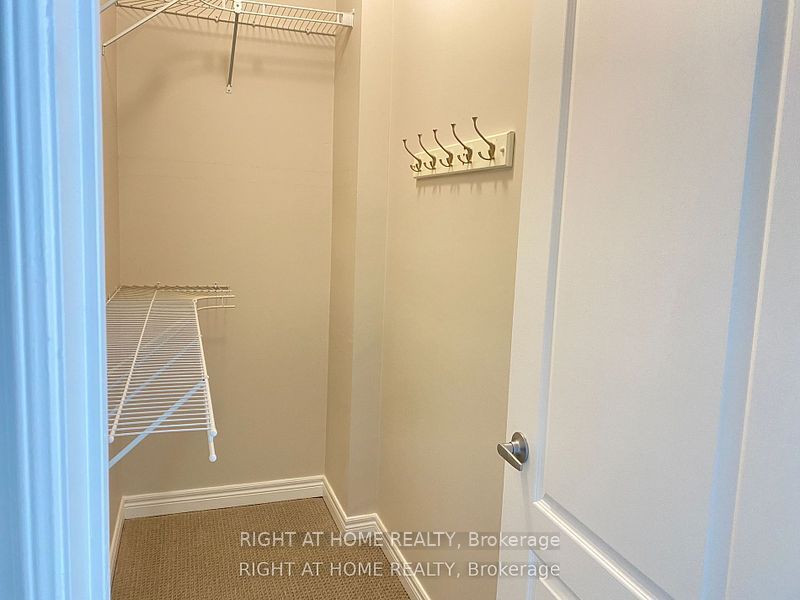 36 Michael Power Pl 36 Property Photo 12