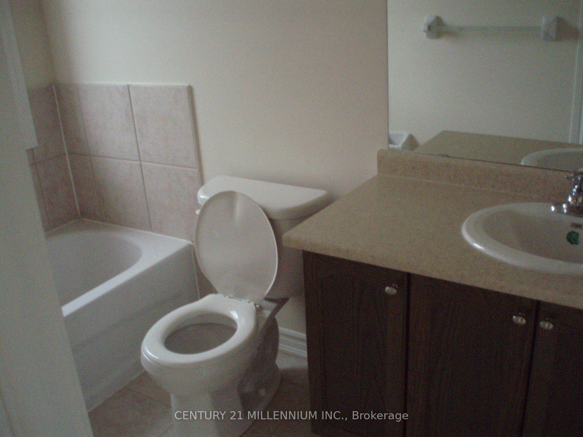 62 Magdalene Cres Property Photo 7
