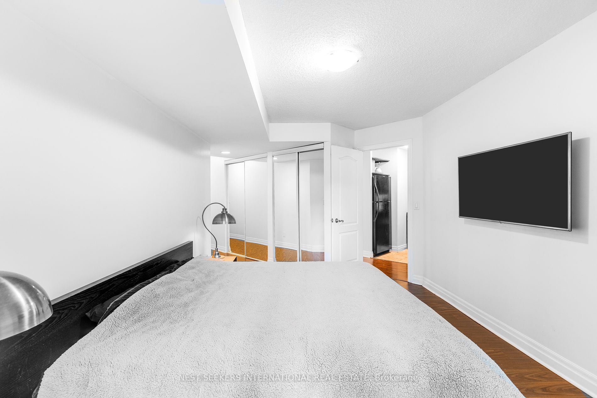 2121 Lake Shore Blvd W 04 Property Photo 12