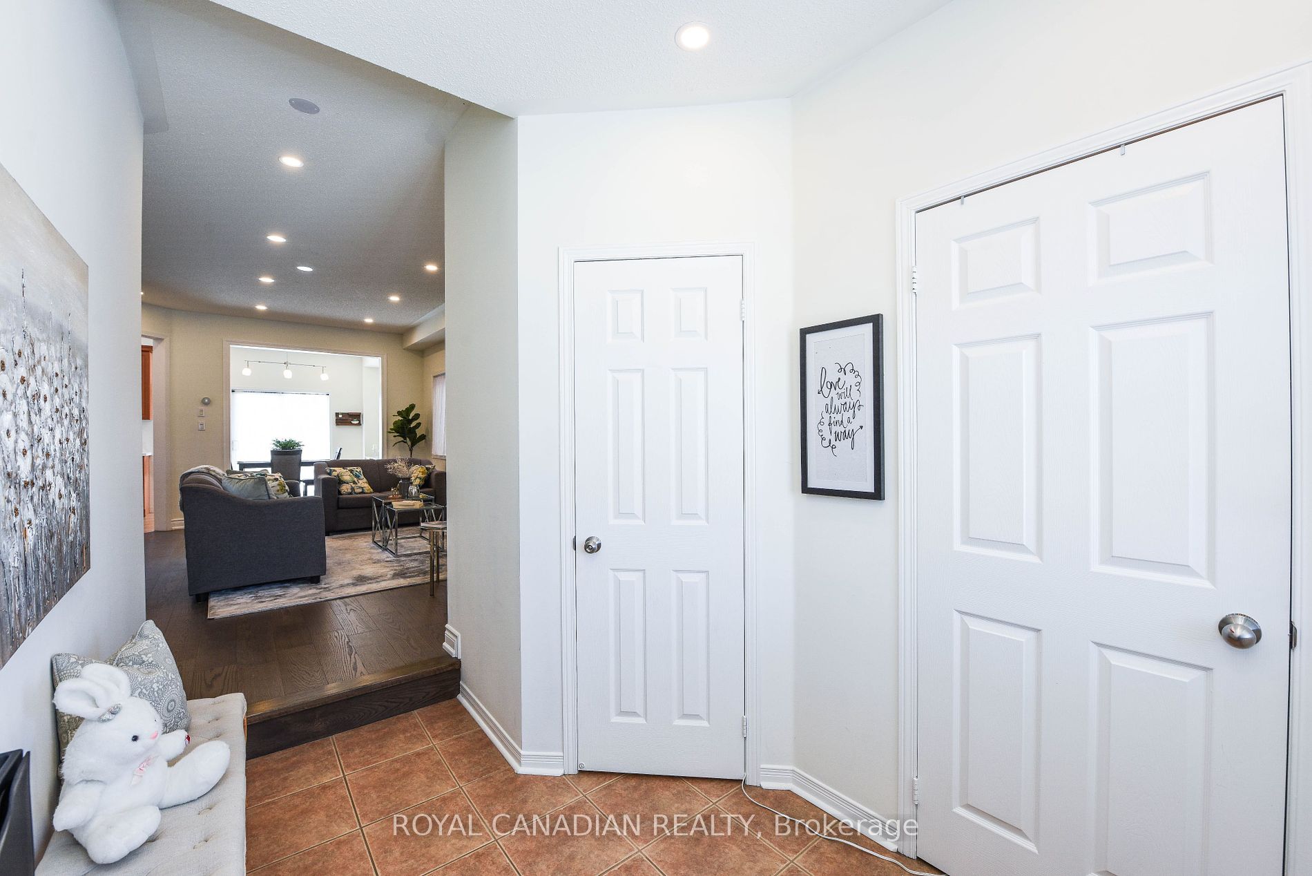 20 Eagleview Way Property Photo 7