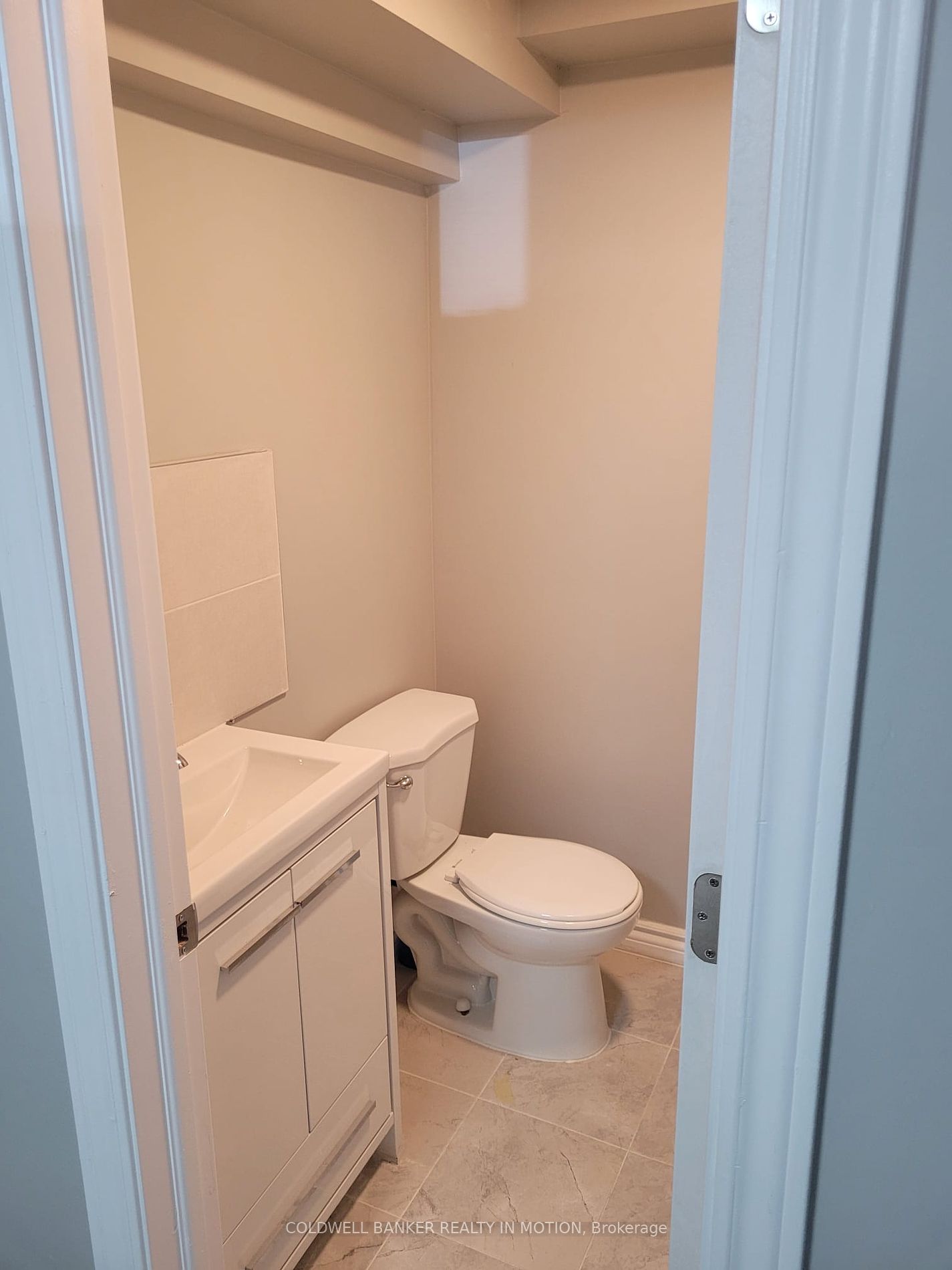 6563 Aston Martin Mews Property Photo 5