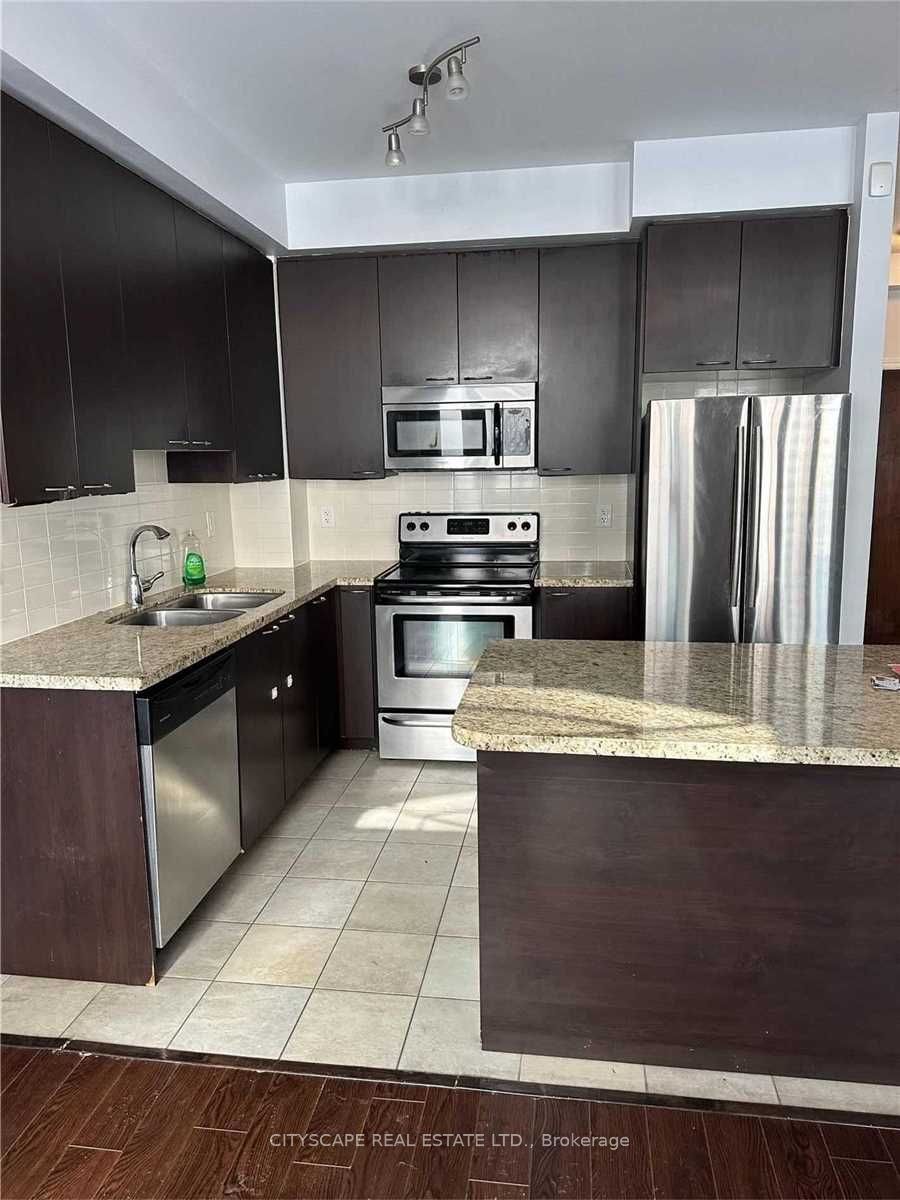 383 Prince Of Wales Dr 21 Property Photo 2