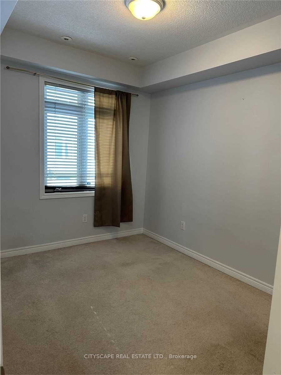 383 Prince Of Wales Dr 21 Property Photo 12