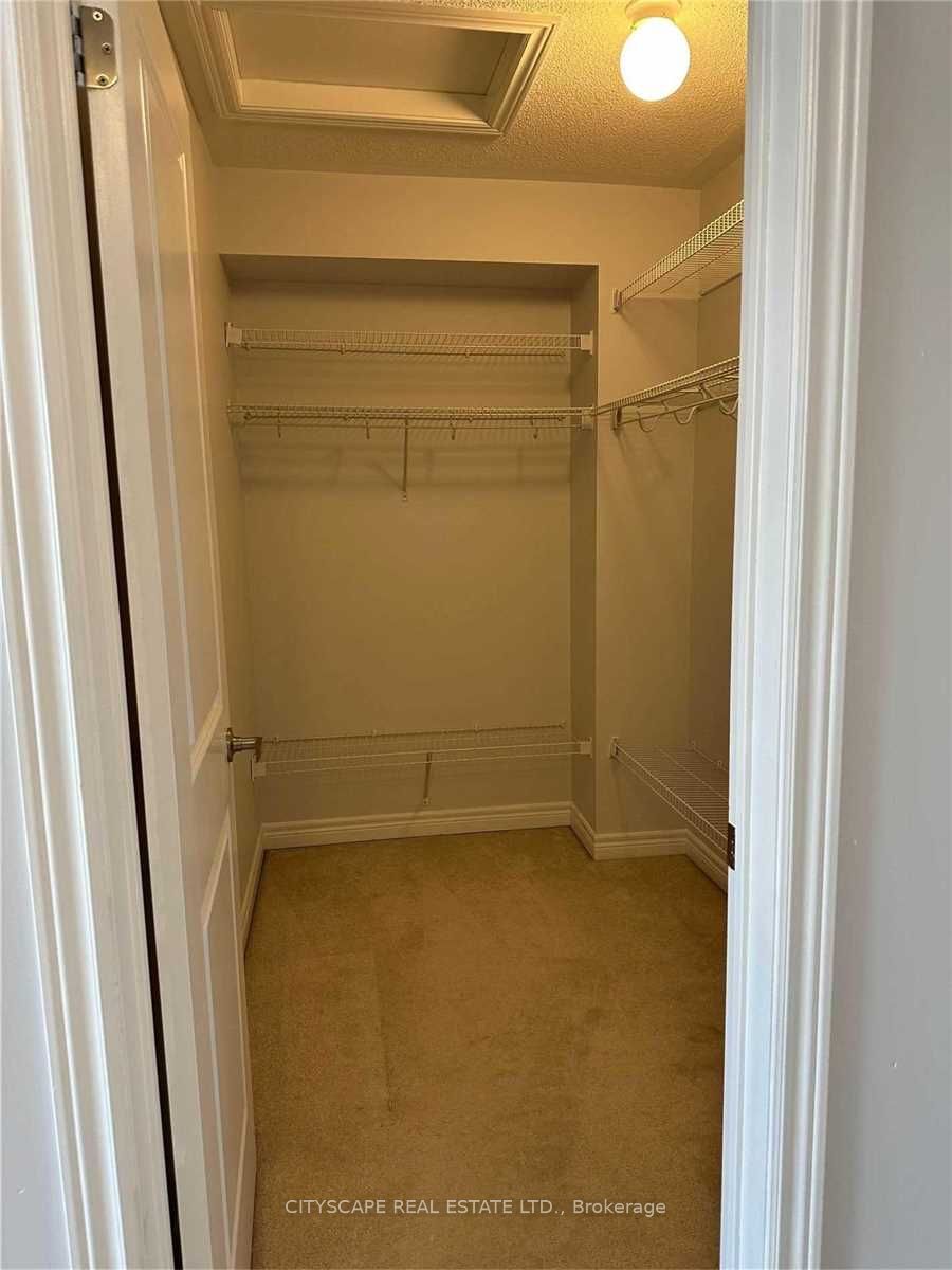 383 Prince Of Wales Dr 21 Property Photo 20