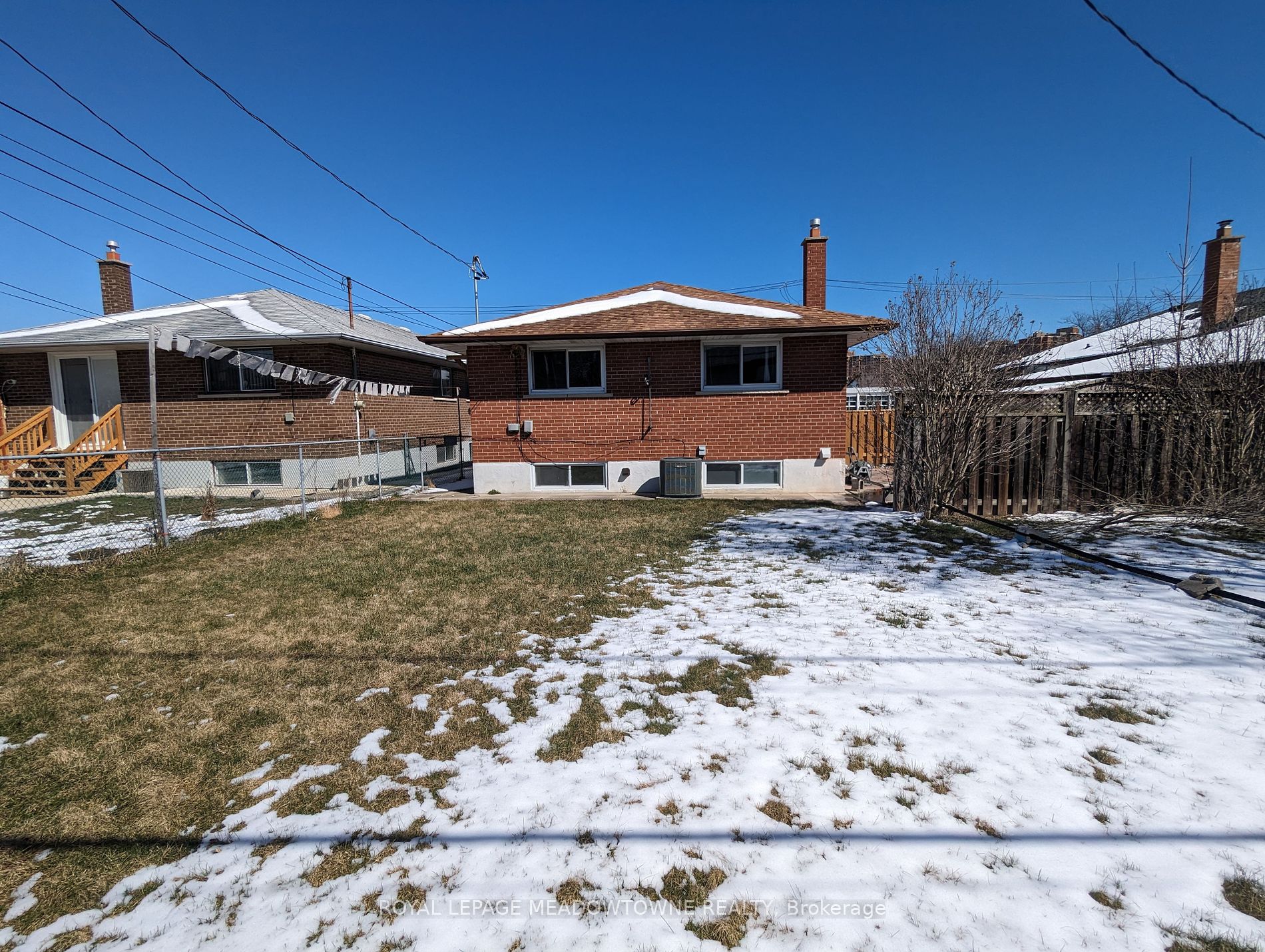 240 Wellesworth Dr Property Photo 14