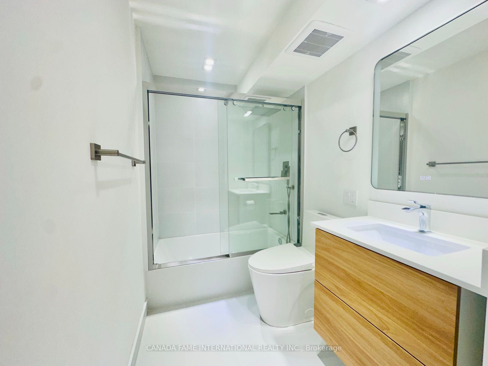 200 Lotherton Ptwy 03 Property Photo 12