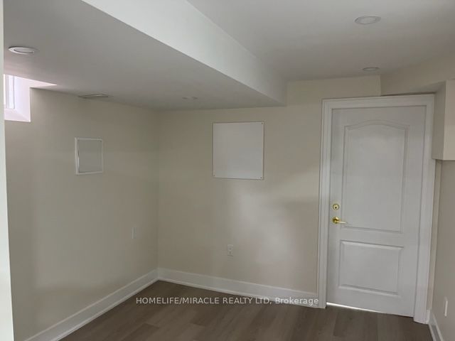 8 Murphy Rd Property Photo 7