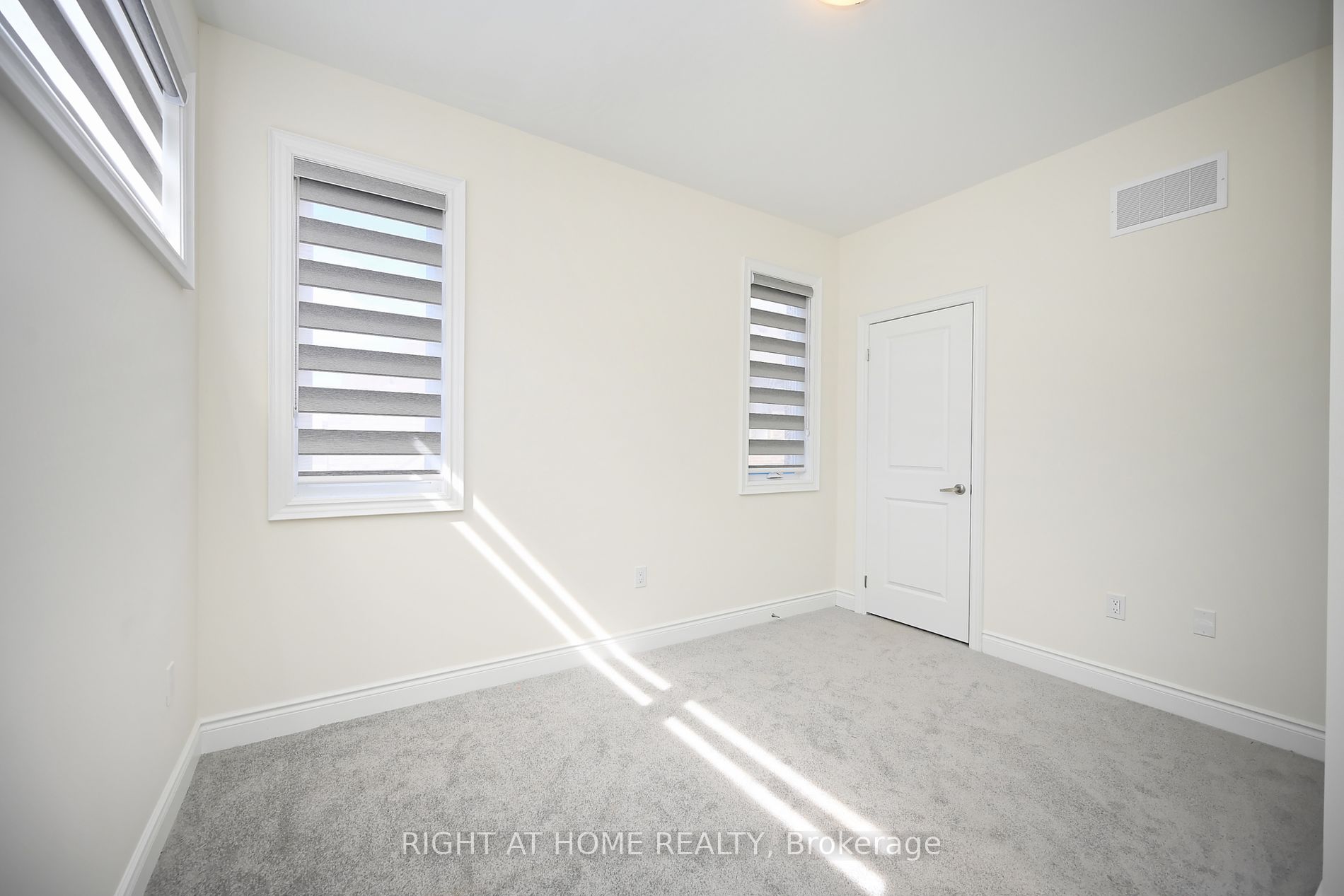 3358 Millicent Ave Property Photo 23