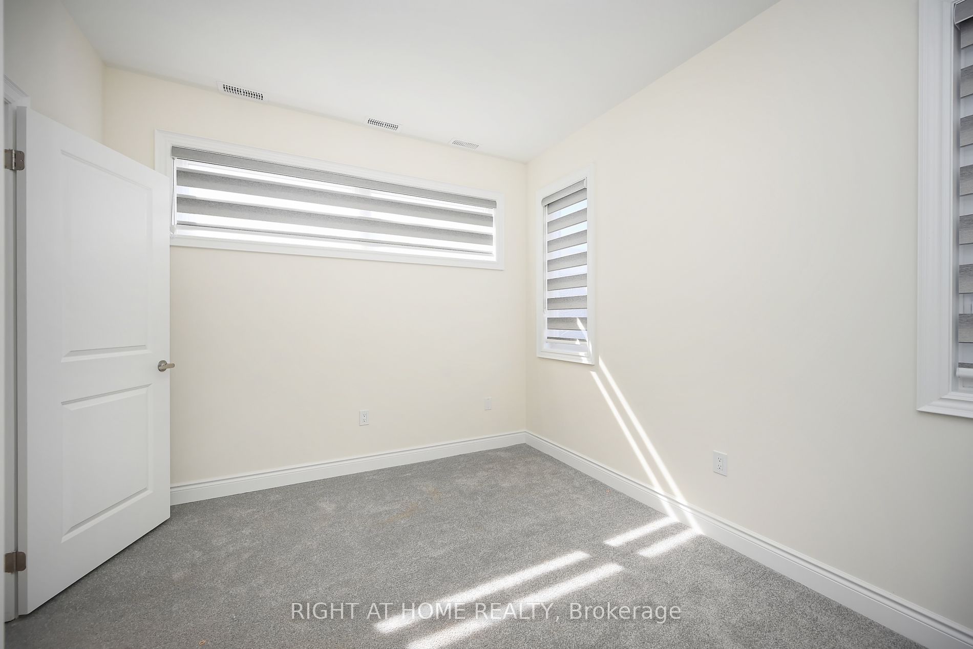 3358 Millicent Ave Property Photo 24