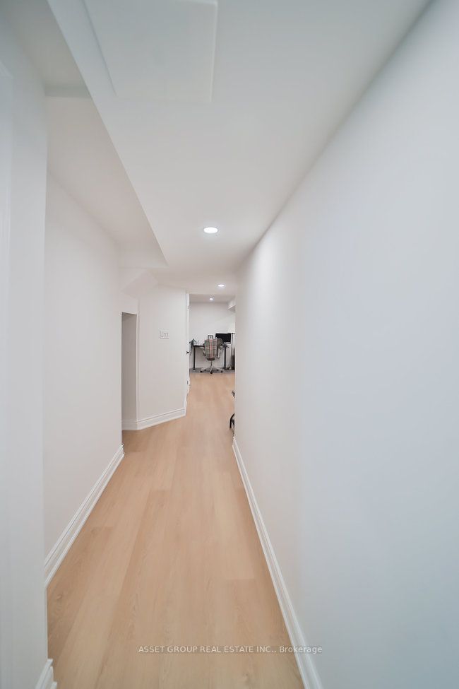 2378 Dalebrook Dr Property Photo 27