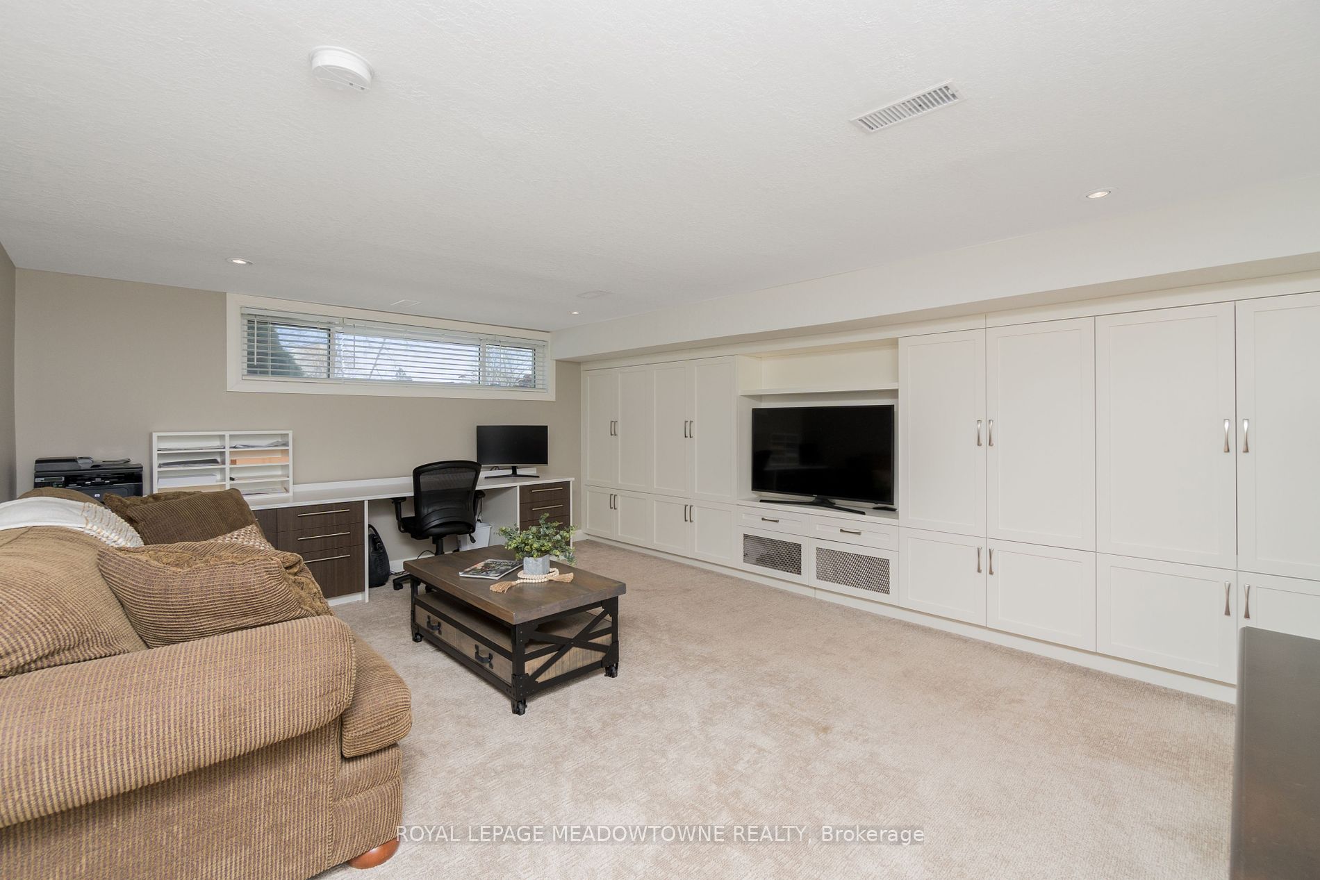 42 Carlton Dr Property Photo 29