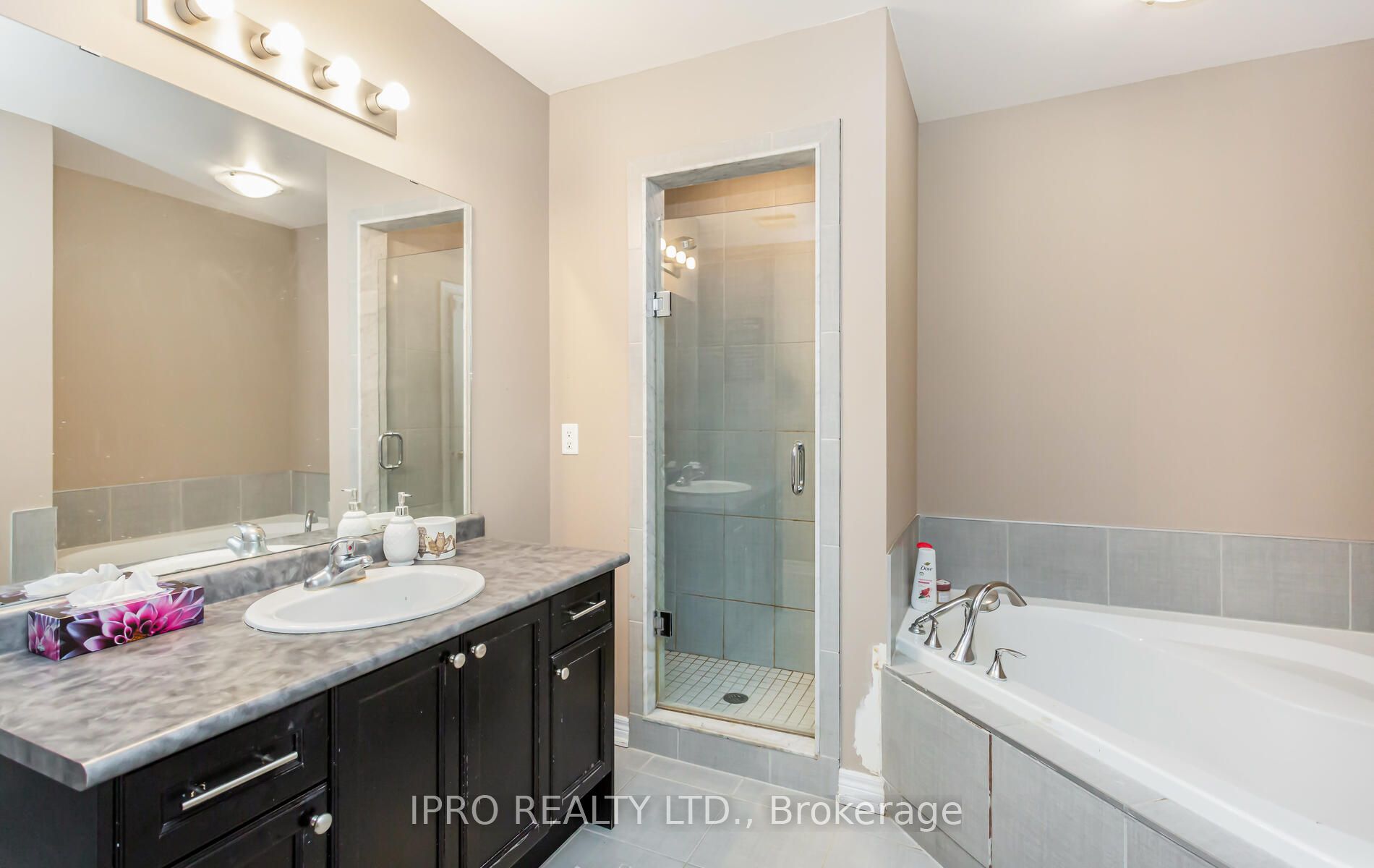 2471 Millstone Dr Property Photo 17